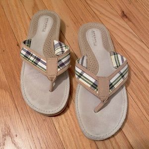Sperry Flipflops